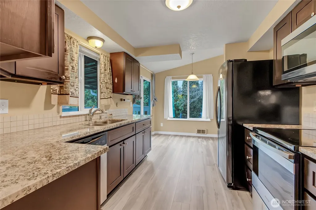 9310 Pinedrop Drive SE Olympia WA 98513