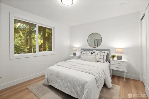 10406 115th Place NE Kirkland WA 98033