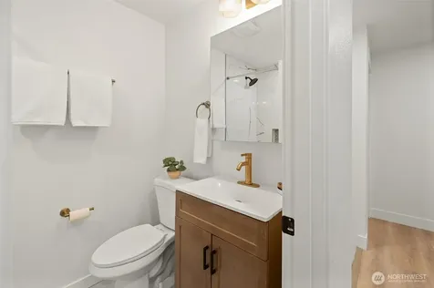 10406 115th Place NE Kirkland WA 98033