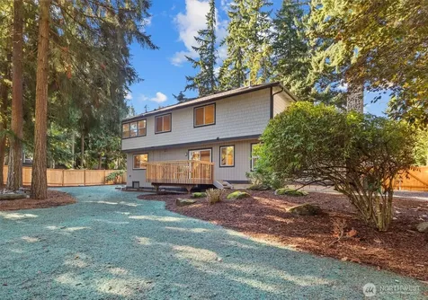 10406 115th Place NE Kirkland WA 98033