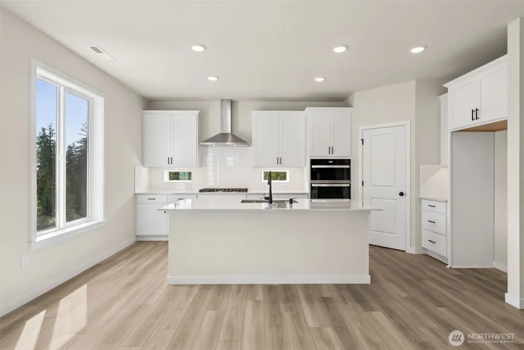 2037 NE Norseman Way Poulsbo WA 98370