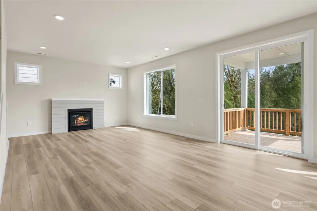 2037 NE Norseman Way Poulsbo WA 98370