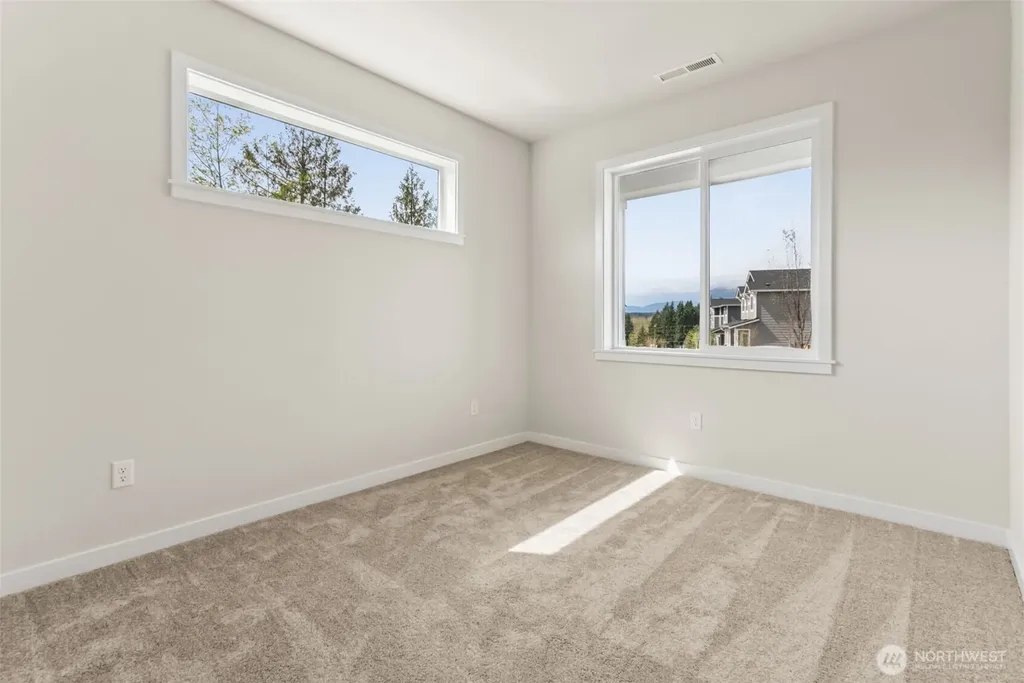 2037 NE Norseman Way Poulsbo WA 98370