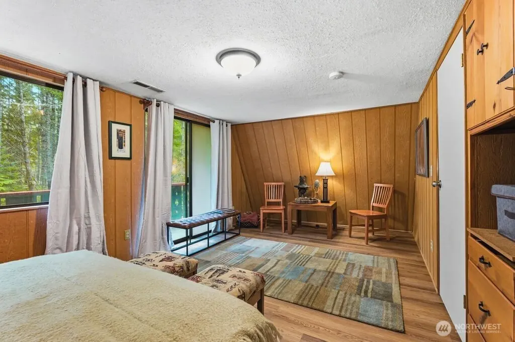 16221 Birch Way E Greenwater WA 98022
