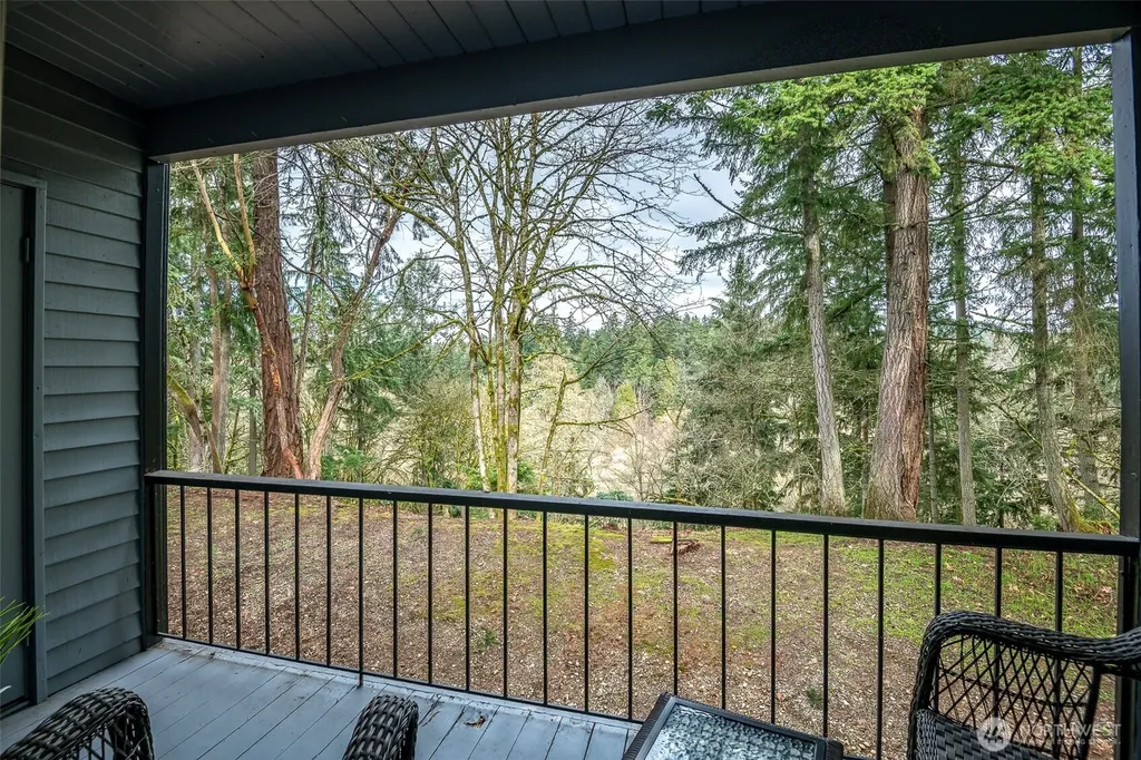 8539 Zircon Drive SW Lakewood WA 98498