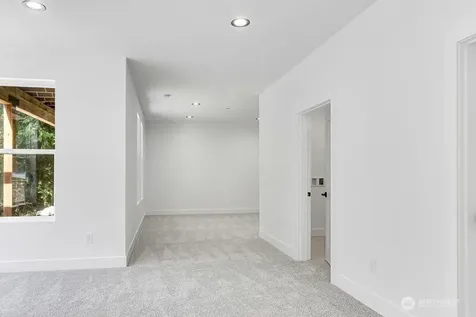 5921 164th Street SW Lynnwood WA 98037