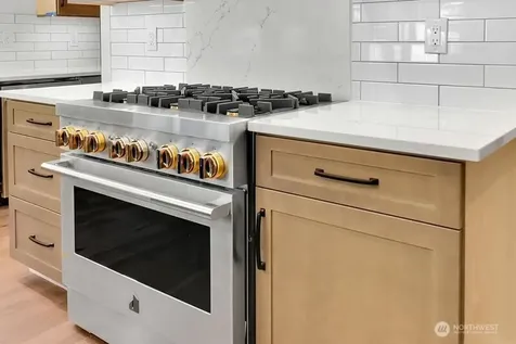 5921 164th Street SW Lynnwood WA 98037