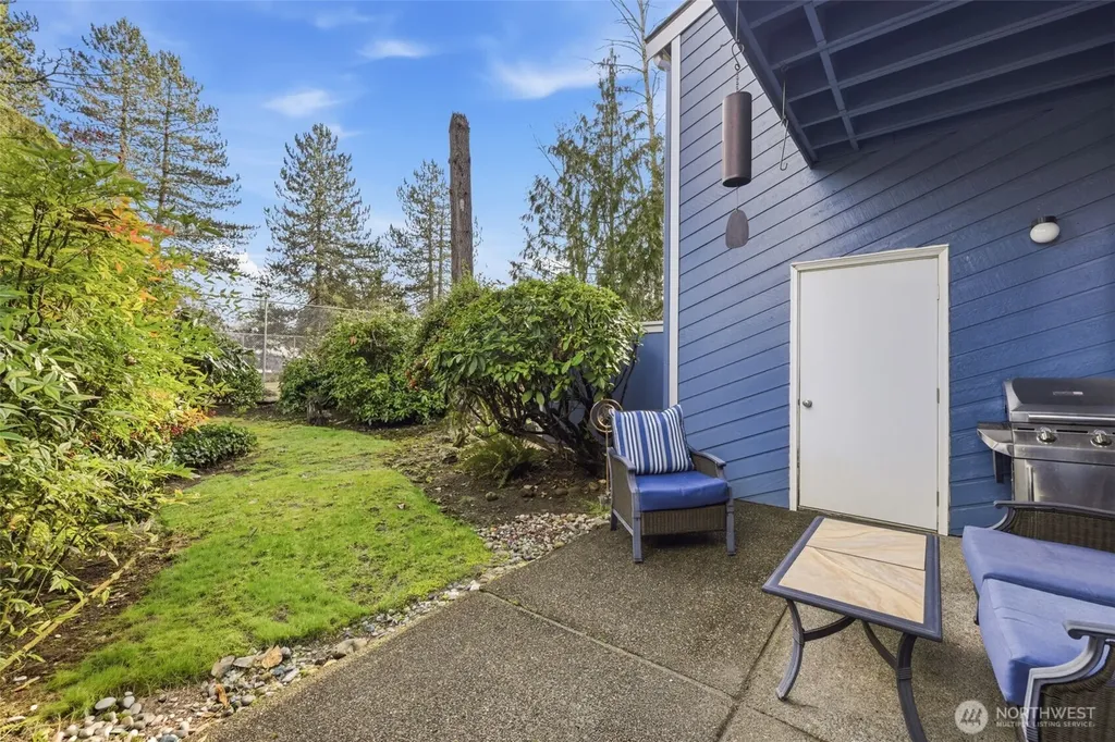 25433 213th Avenue SE Maple Valley WA 98038