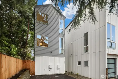 7030 Mary Avenue NW Seattle WA 98117