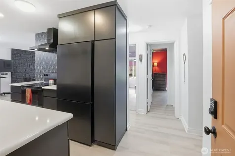 4525 S Henderson Street Seattle WA 98118