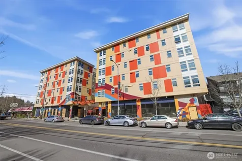 4525 S Henderson Street Seattle WA 98118