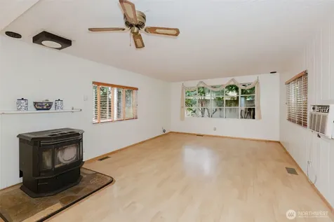 120 NE Larson Lake Lane Belfair WA 98528