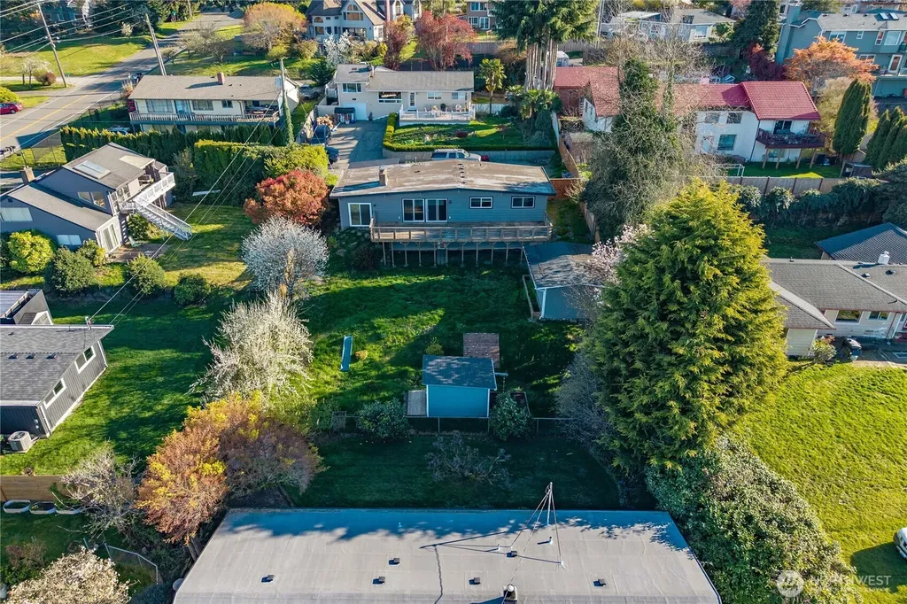 6502 21st Avenue NE Tacoma WA 98422