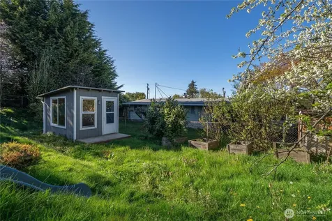 6502 21st Avenue NE Tacoma WA 98422