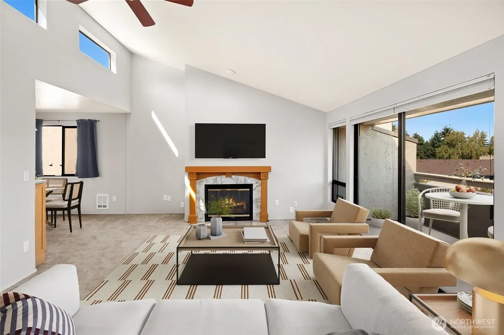 6652 Parkpoint Way NE Seattle WA 98115