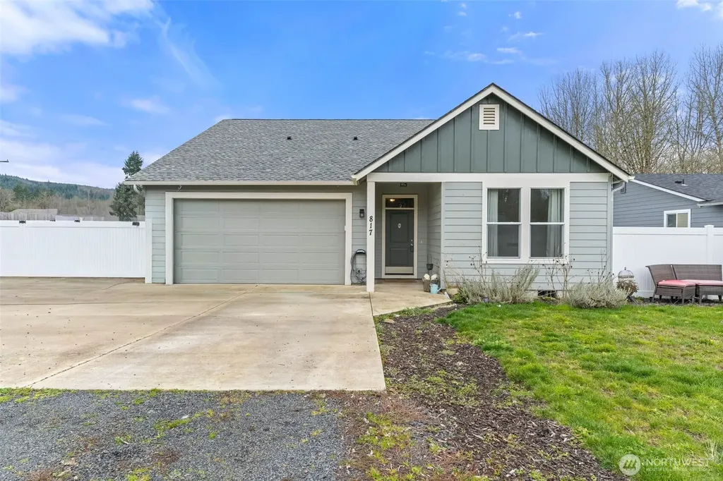 817 B Street Vader WA 98593