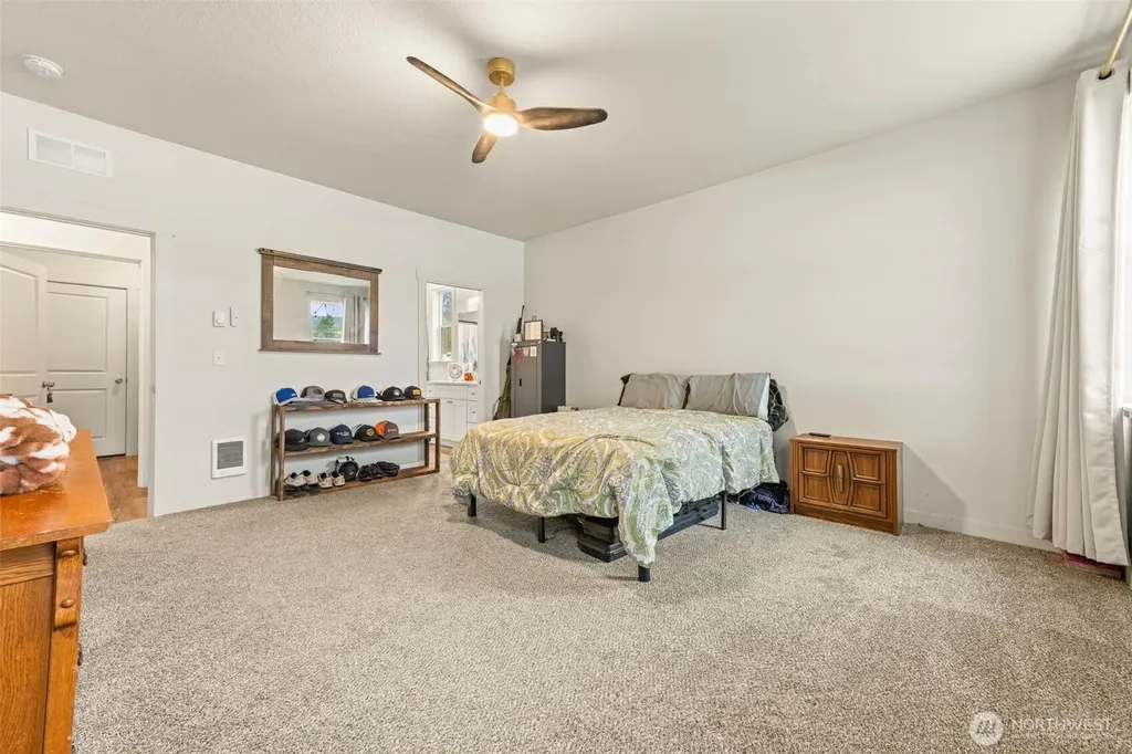 817 B Street Vader WA 98593