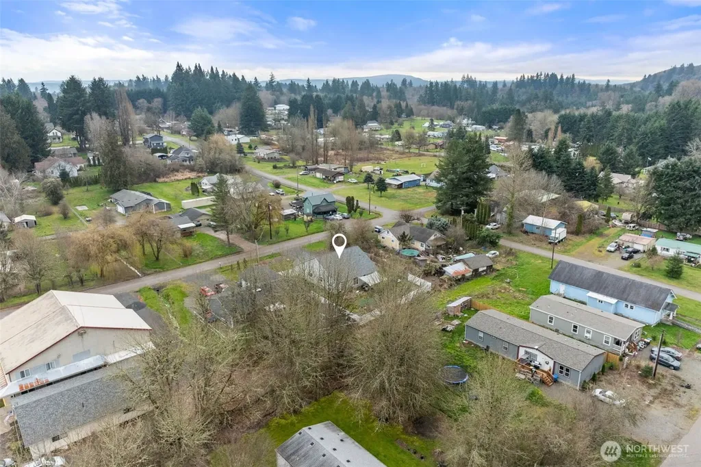 817 B Street Vader WA 98593
