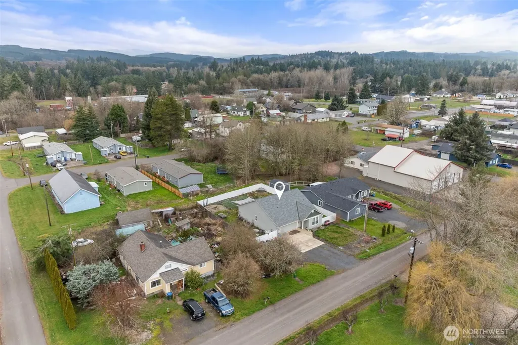817 B Street Vader WA 98593