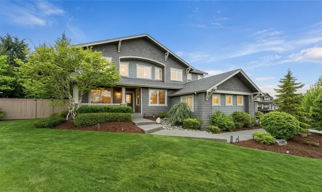 7041 Eagle Lake Drive SE Snoqualmie WA 98065