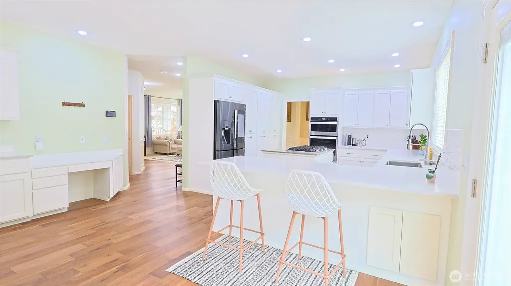 7041 Eagle Lake Drive SE Snoqualmie WA 98065