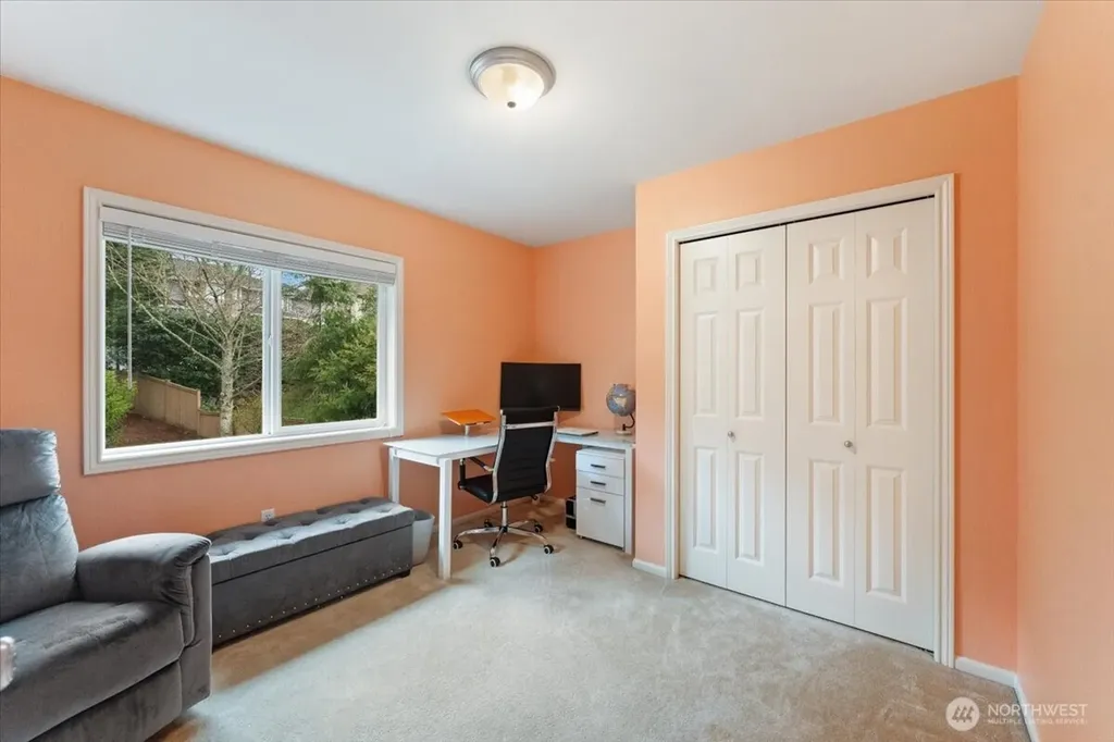 7041 Eagle Lake Drive SE Snoqualmie WA 98065