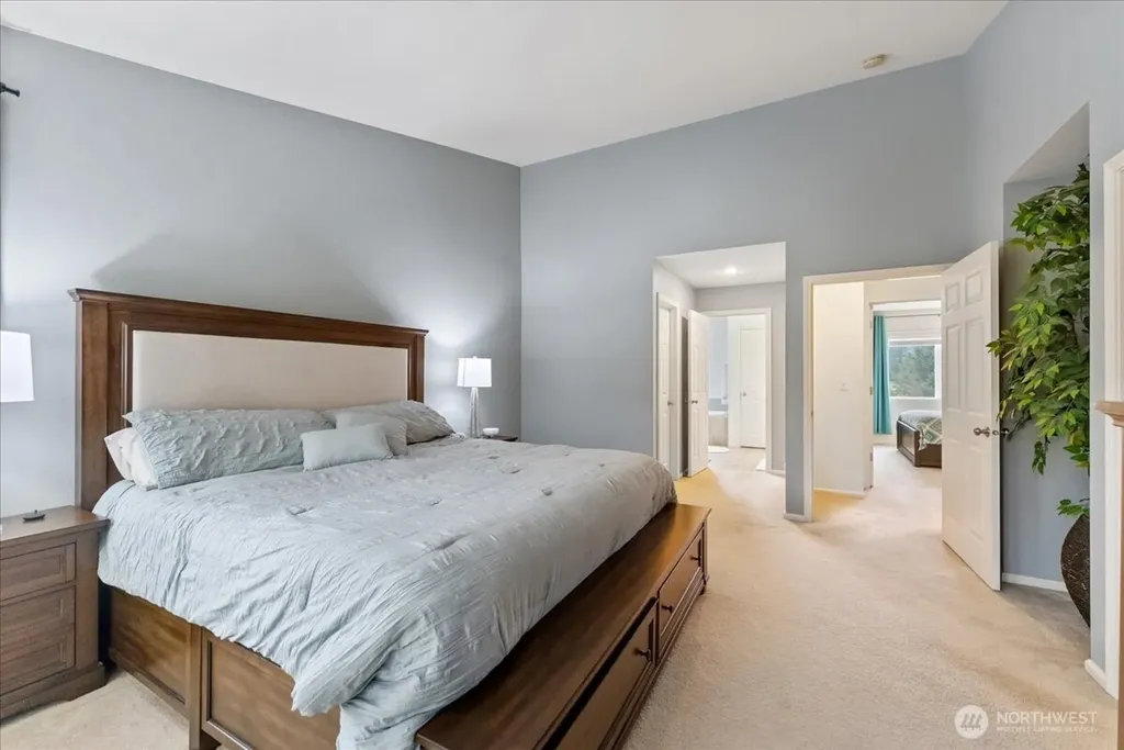 7041 Eagle Lake Drive SE Snoqualmie WA 98065