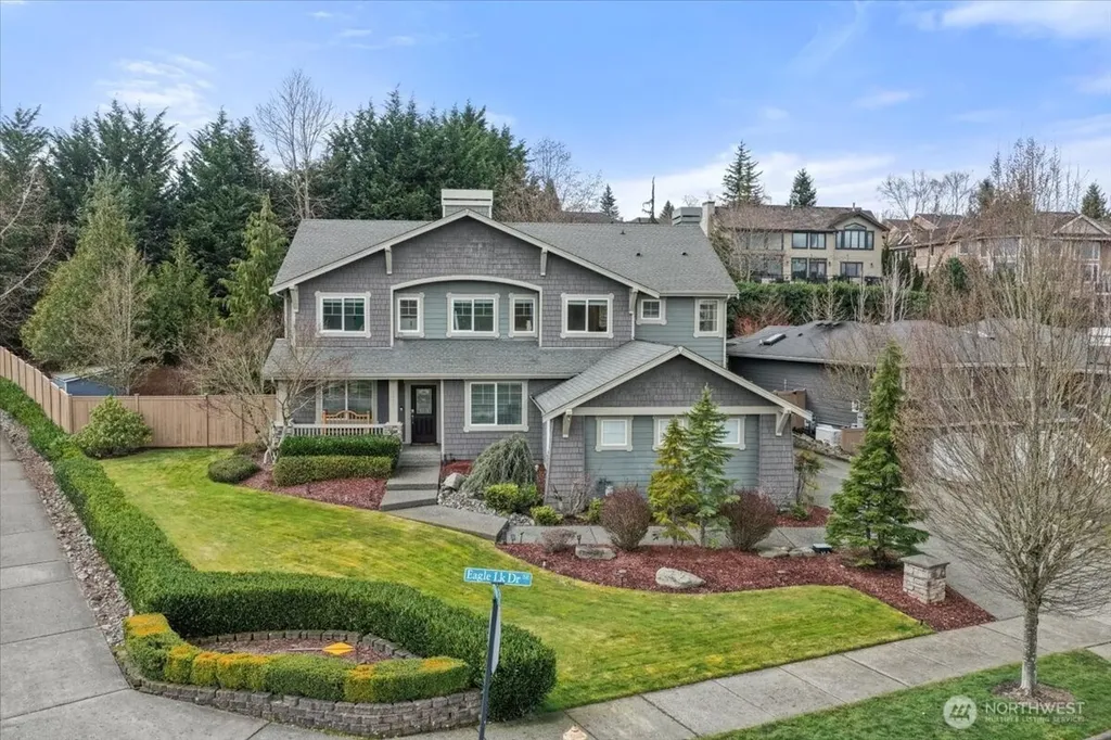 7041 Eagle Lake Drive SE Snoqualmie WA 98065