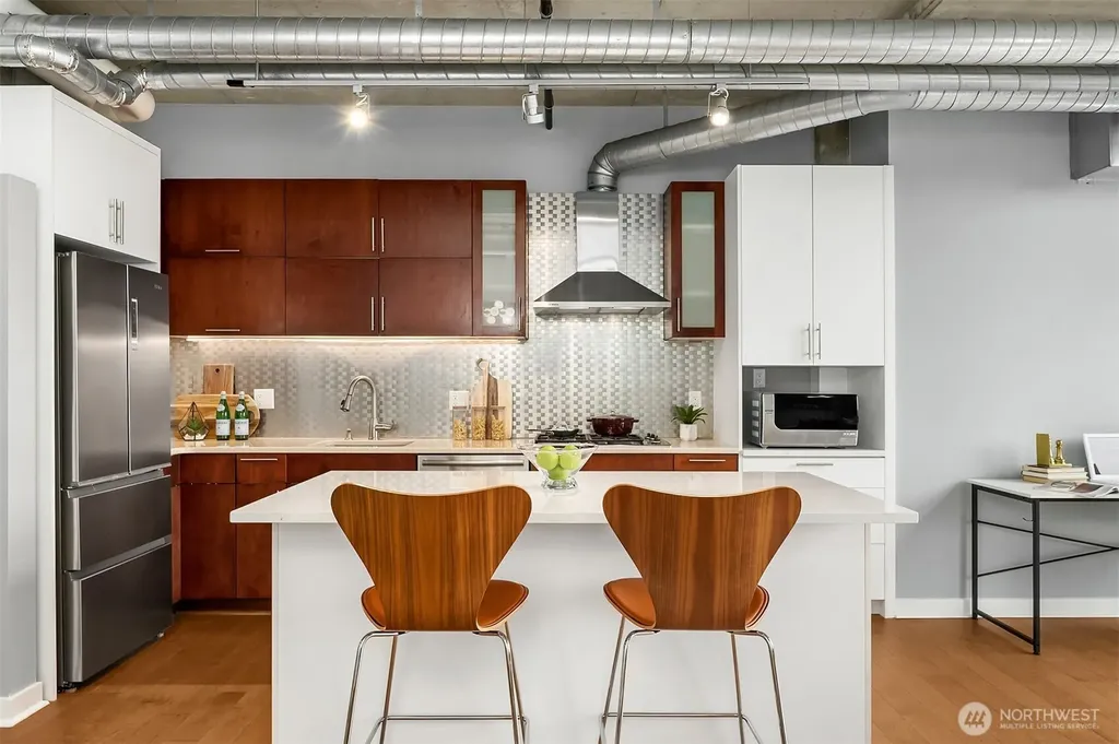 2720 3rd Avenue Seattle WA 98121