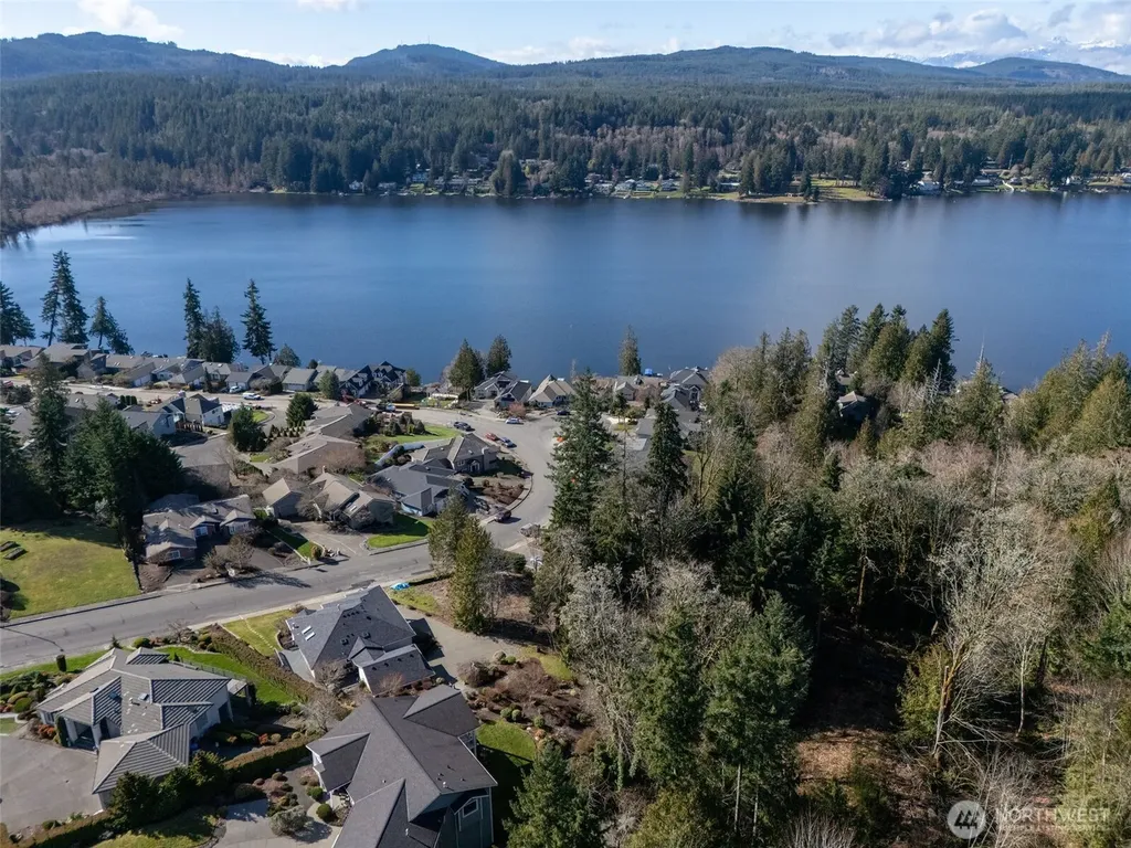 6022 Osprey Circle Bremerton WA 98312