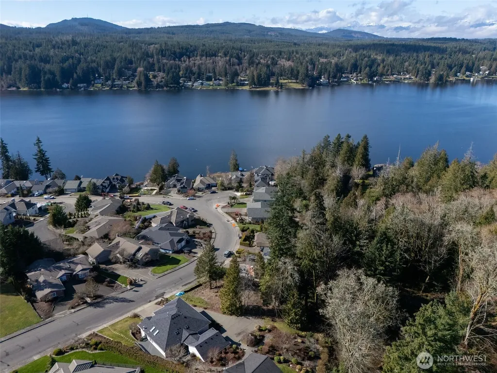 6022 Osprey Circle Bremerton WA 98312