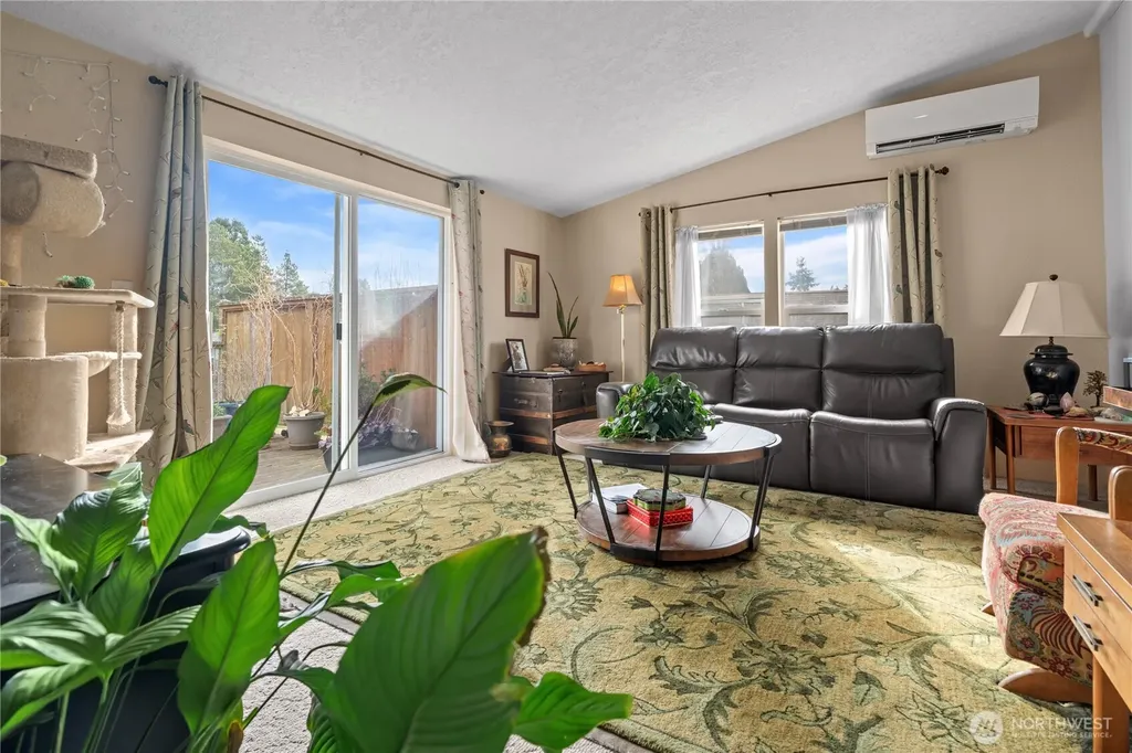 814 Larson Street Friday Harbor WA 98250