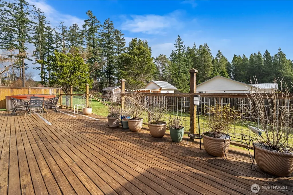 814 Larson Street Friday Harbor WA 98250