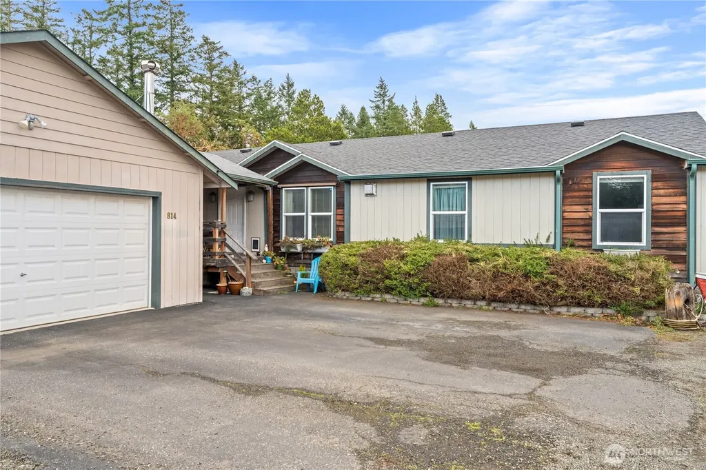 814 Larson Street Friday Harbor WA 98250