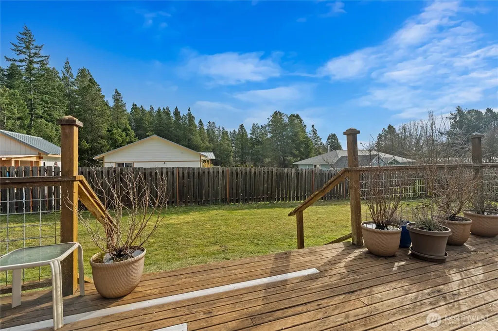 814 Larson Street Friday Harbor WA 98250