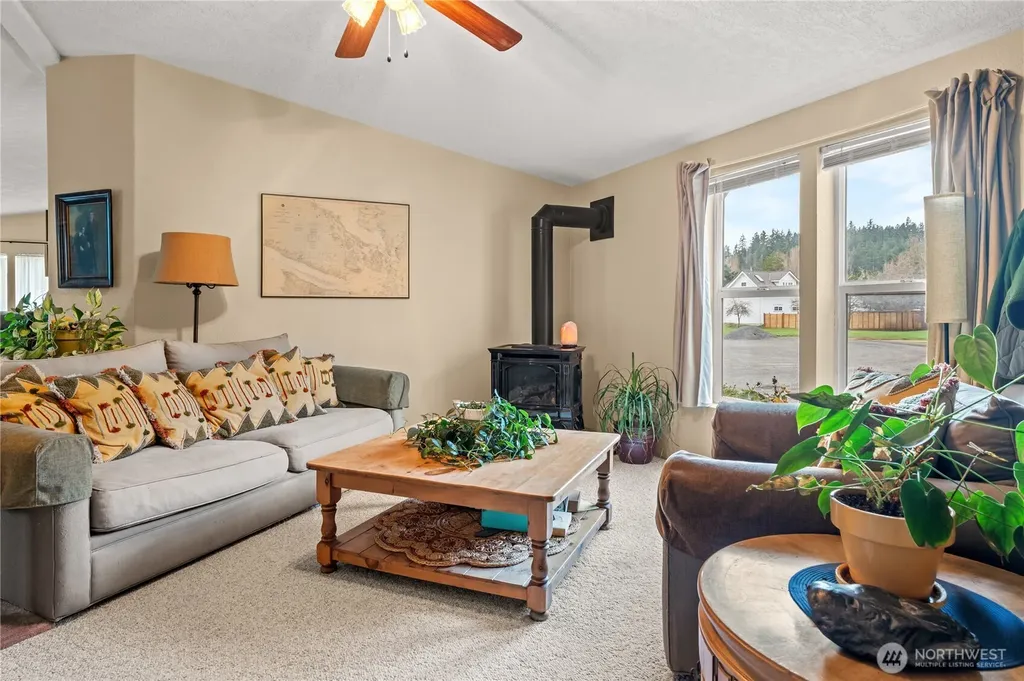 814 Larson Street Friday Harbor WA 98250