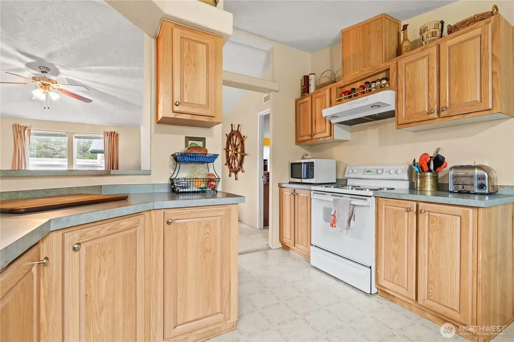 814 Larson Street Friday Harbor WA 98250