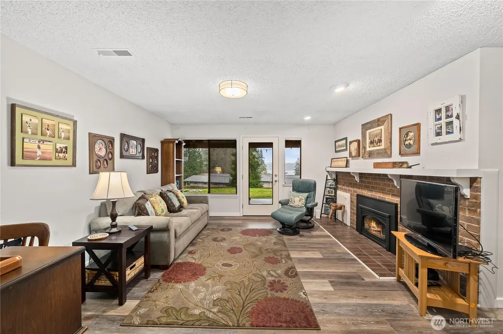 2502 70th Avenue NW Olympia WA 98502