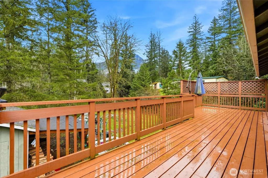44525 Pine Road Gold Bar WA 98251