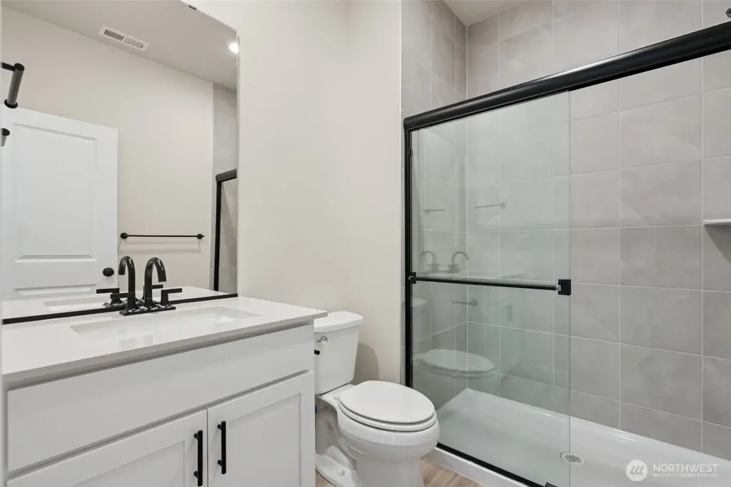 2025 NE Norseman Way Poulsbo WA 98370