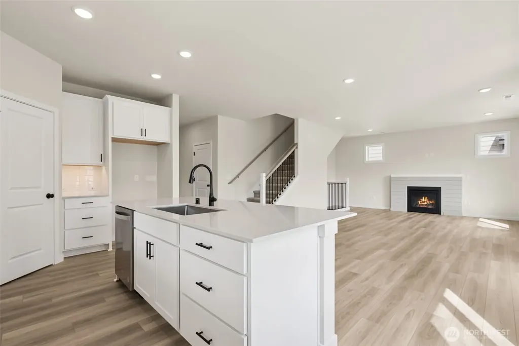 2025 NE Norseman Way Poulsbo WA 98370
