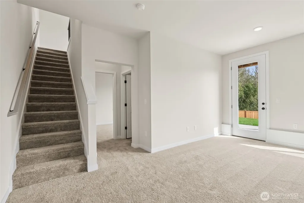 2025 NE Norseman Way Poulsbo WA 98370