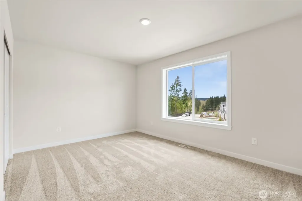 2025 NE Norseman Way Poulsbo WA 98370