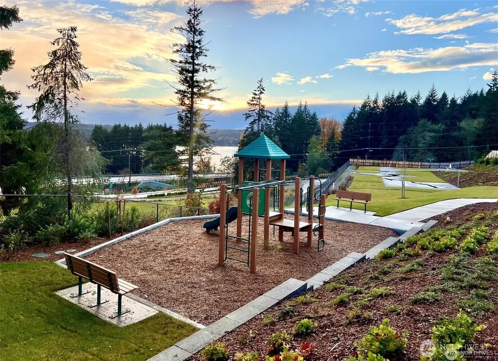 2025 NE Norseman Way Poulsbo WA 98370