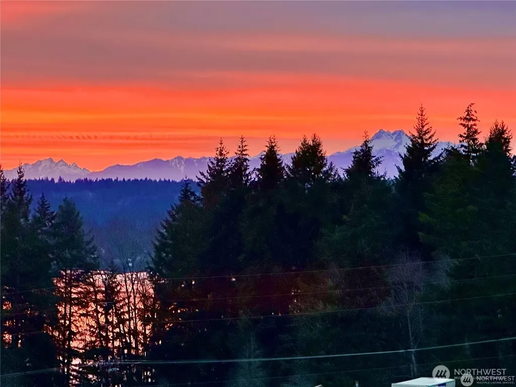 2025 NE Norseman Way Poulsbo WA 98370