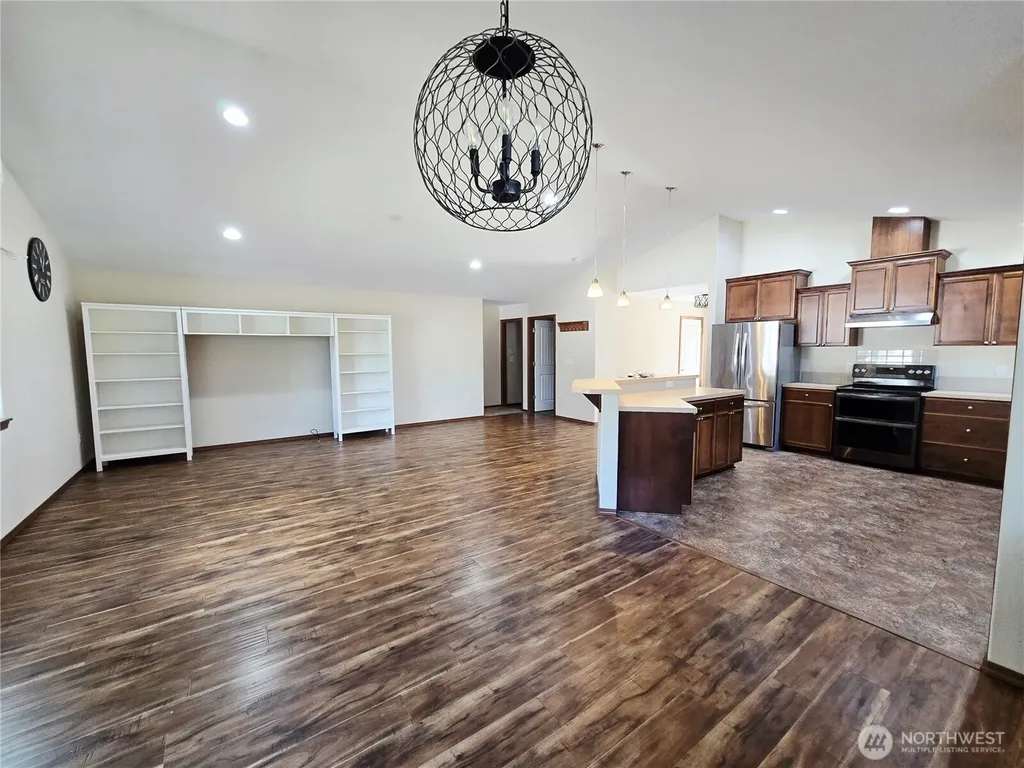 21 E Tall Timber Lane Shelton WA 98584