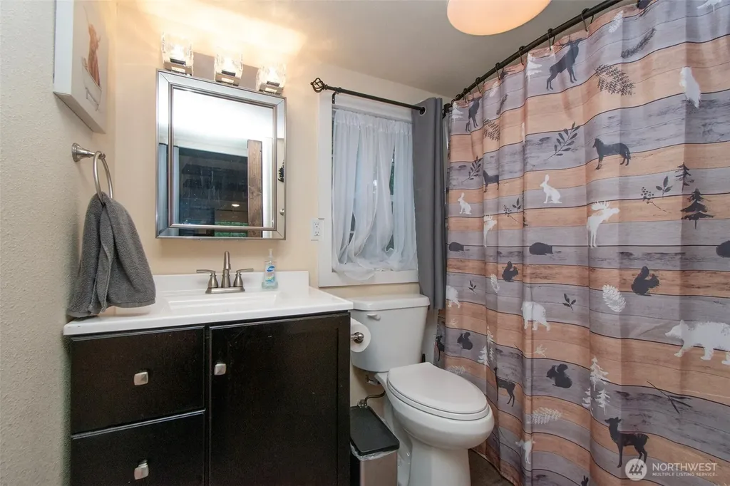 131 Robinson Road Port Angeles WA 98362