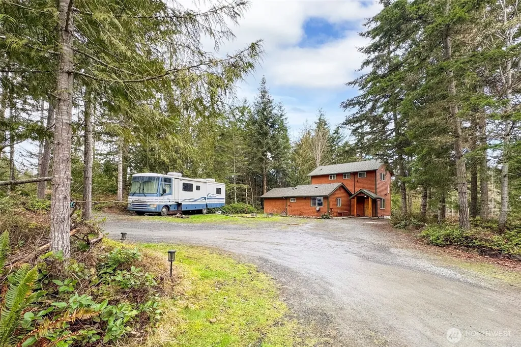 131 Robinson Road Port Angeles WA 98362
