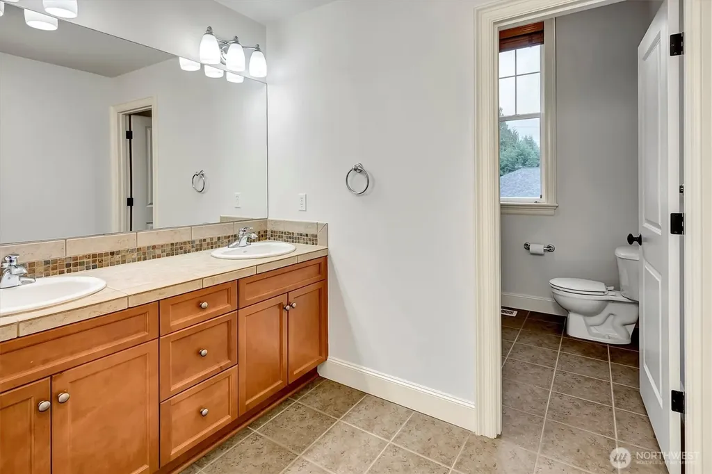 1628 154th Avenue SE Bellevue WA 98007