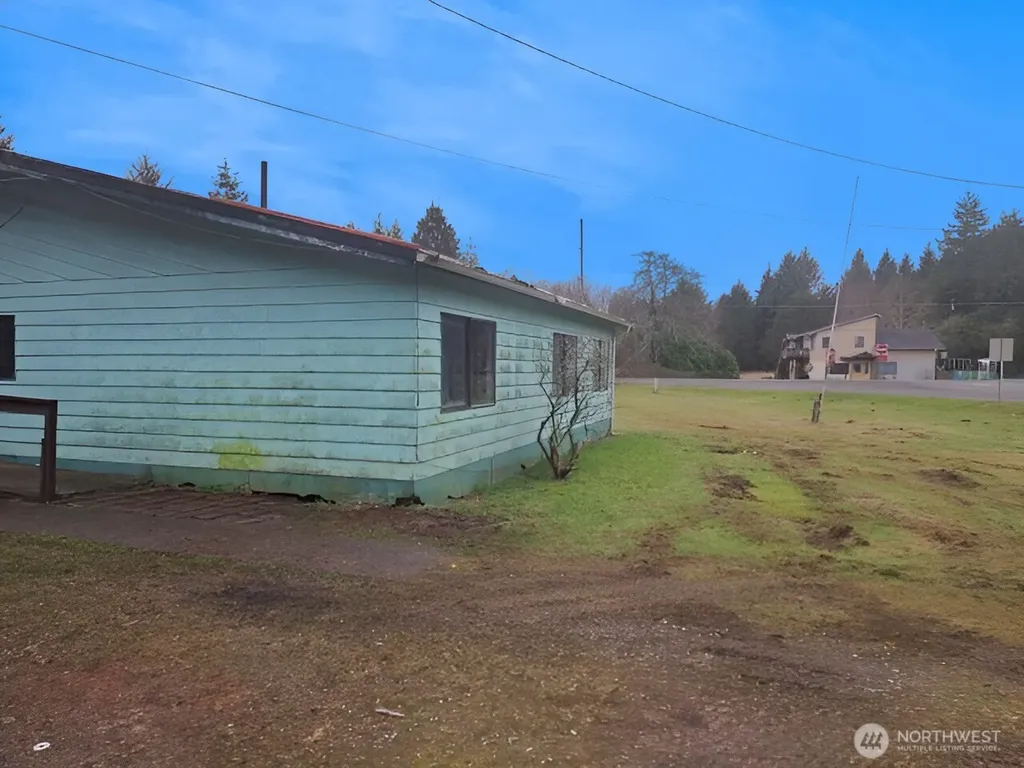 4 Kirkpatrick Road Hoquiam WA 98550